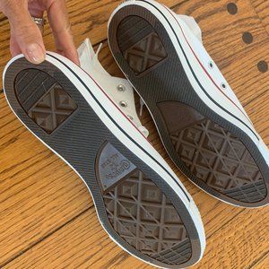 Converse Shoes - Converse White Hightops New in the Box Converse Shoes - Converse White Hightops New in the Box